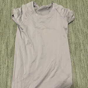 Lululemon Swiftly Tech Size 4 Lilac